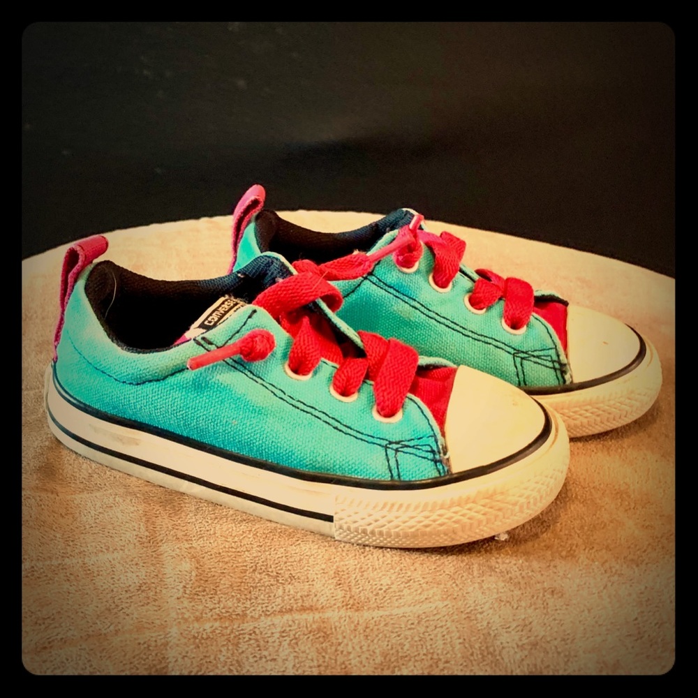 Converse Girls Size 7 Shoes